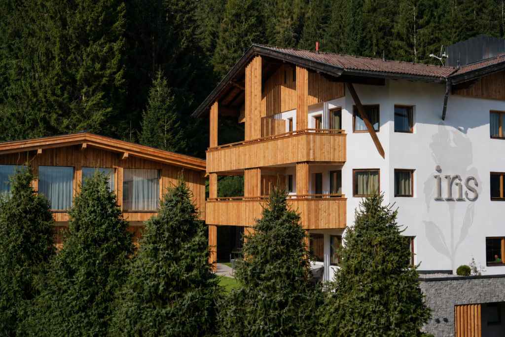 Aparthotel Iris - Aussenansicht 10